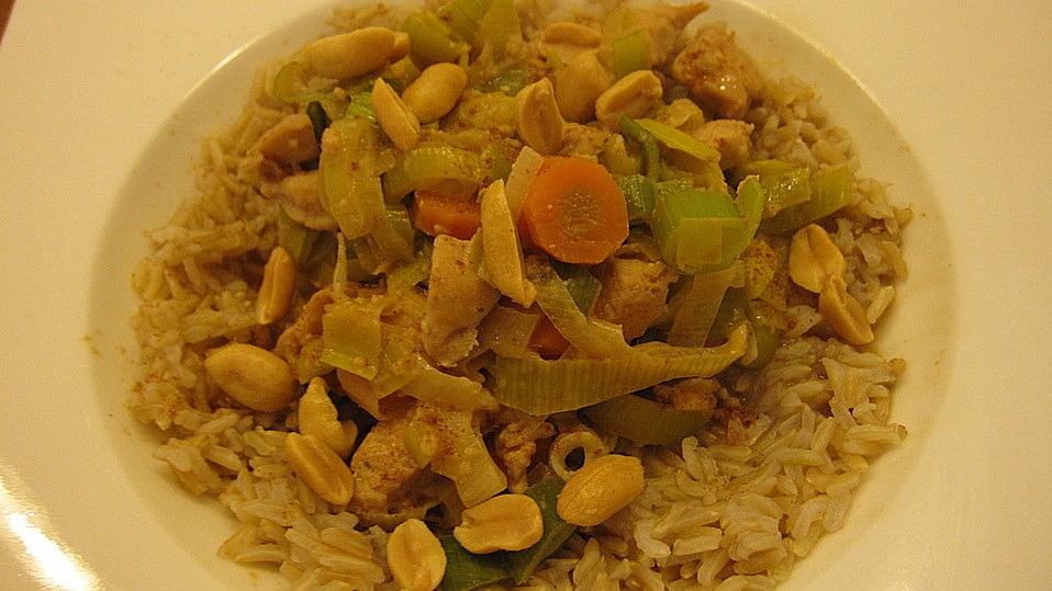 Huhn in Erdnusssoße von Stefanie_Friese