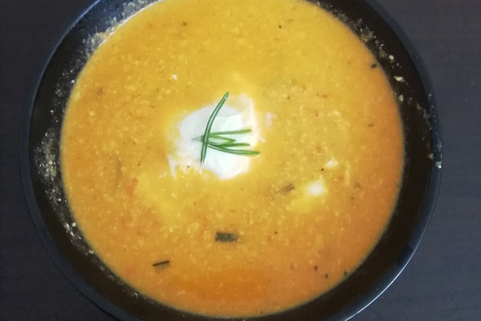 Paprika-Ricotta-Suppe