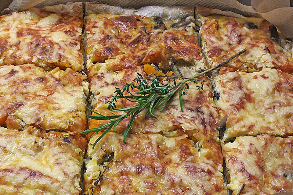 Tarte mit Kürbis und Pilzen