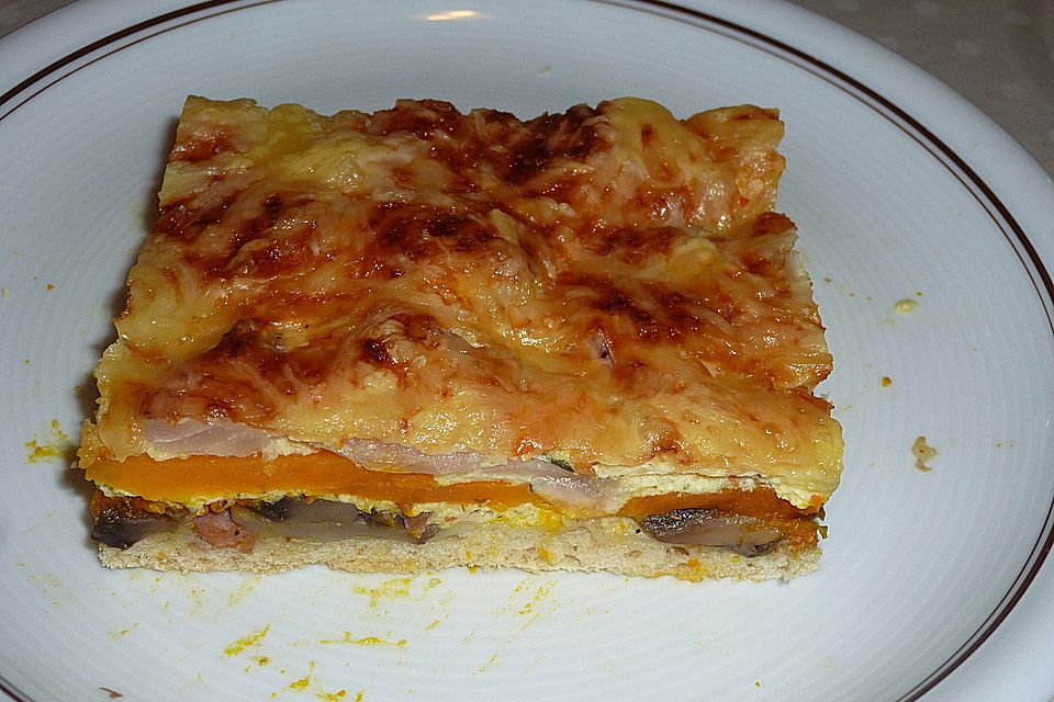 Tarte mit Kürbis und Pilzen