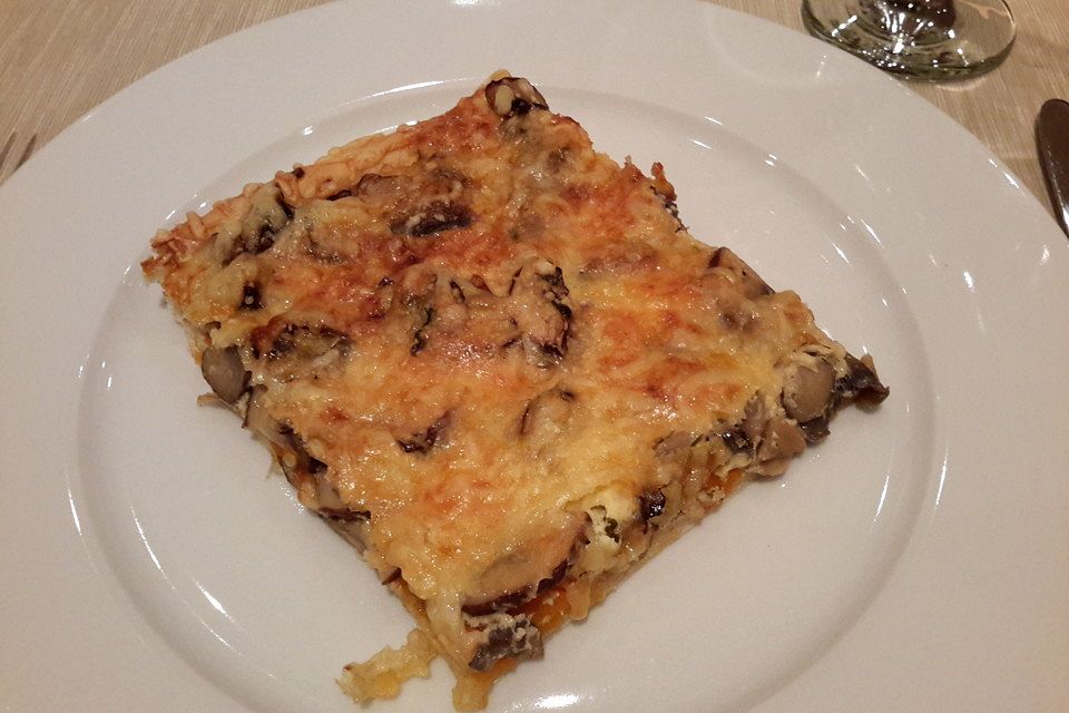 Tarte mit Kürbis und Pilzen