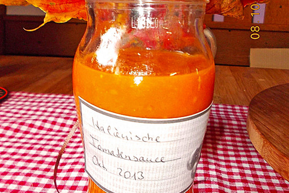 Italienische Tomatensauce für den Vorrat