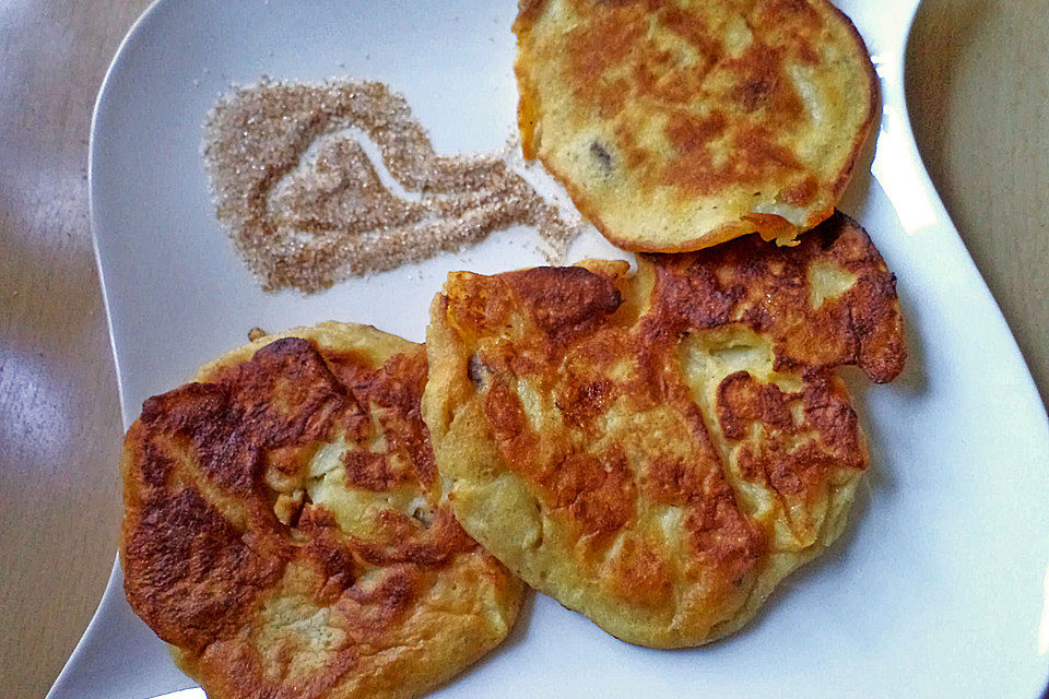 Feine Vanillejoghurt-Apfelpfannkuchen à la Gaga