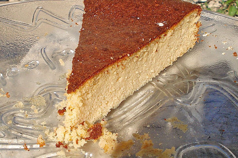 Saftiger Marzipankuchen