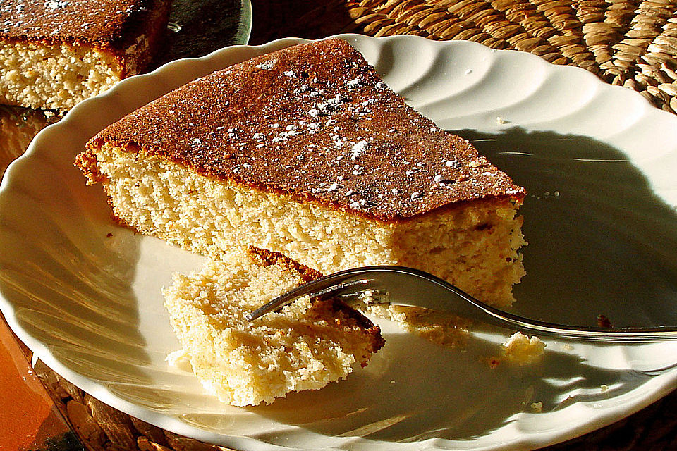 Saftiger Marzipankuchen