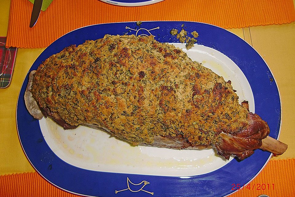 Lammkeule mit Kräuterkruste Lammkeule mit Kräuterkruste
