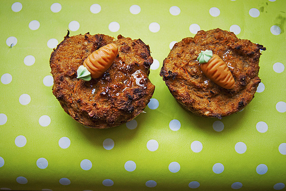 Vegane Karotten-Apfel-Bananenmuffins