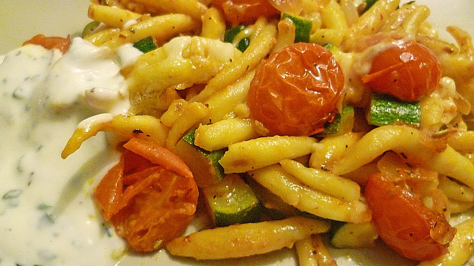 Mediterraner Schupfnudelauflauf-image