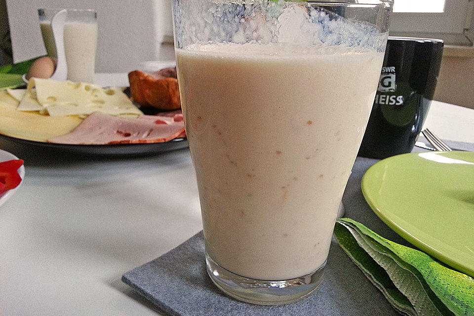 Physalis-Bananen-Milchshake