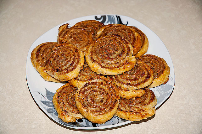 Blätterteig Nuss-Schnecken von Jella80| Chefkoch