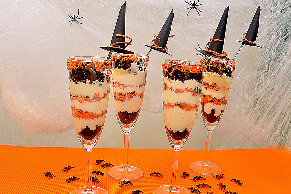 Halloween Oreo Parfaits