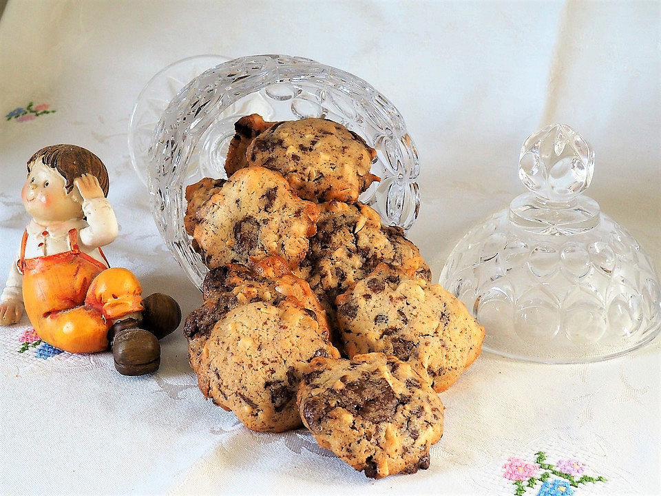 Schoko-Cookies mit Mandeln von jenseits| Chefkoch