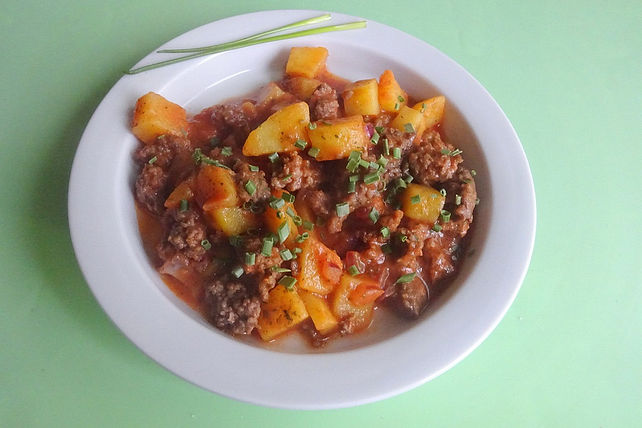 Hack-Kartoffel-Zwiebel Eintopf von SamMichelle| Chefkoch