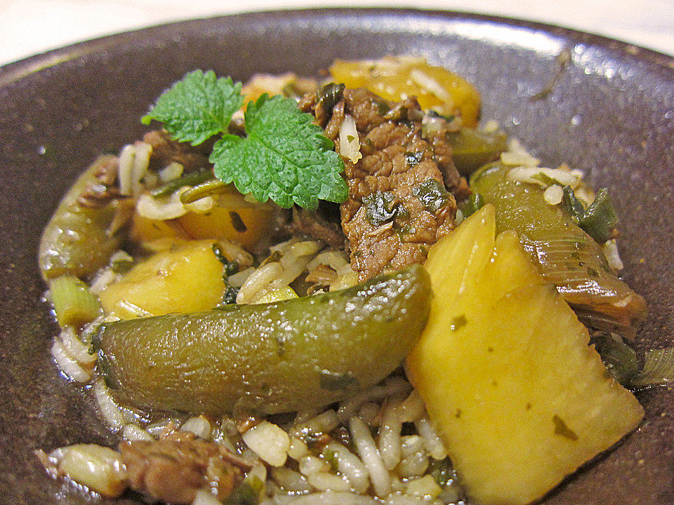 Rindfleisch mit Ananas und Minze von kalorienkobold| Chefkoch