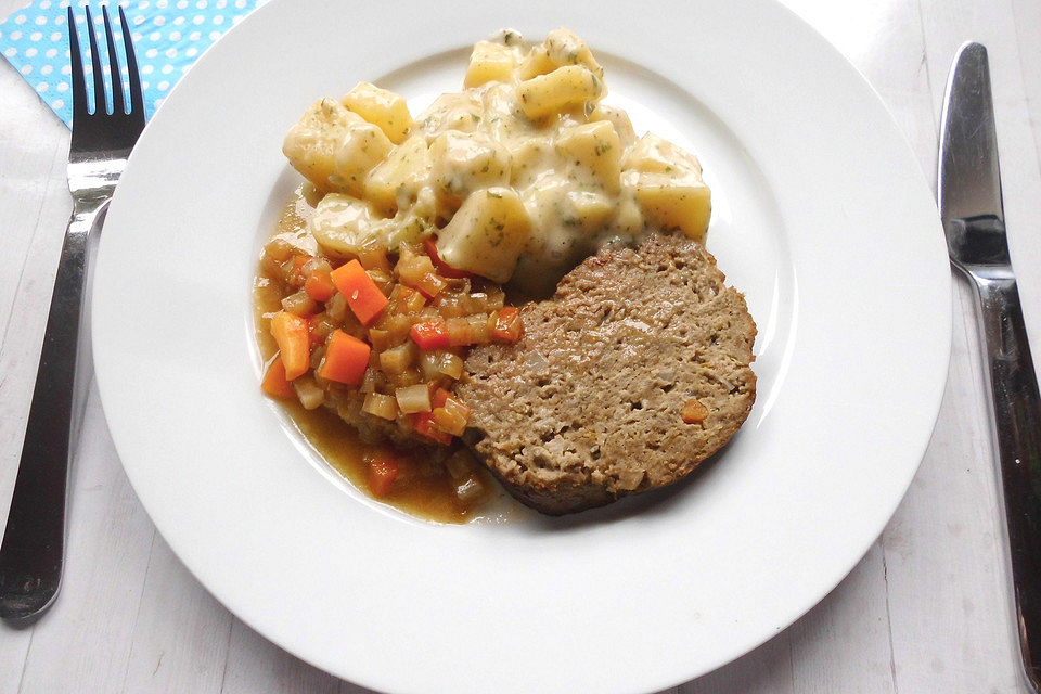 Gemüsehackbraten mit Béchamelkartoffeln