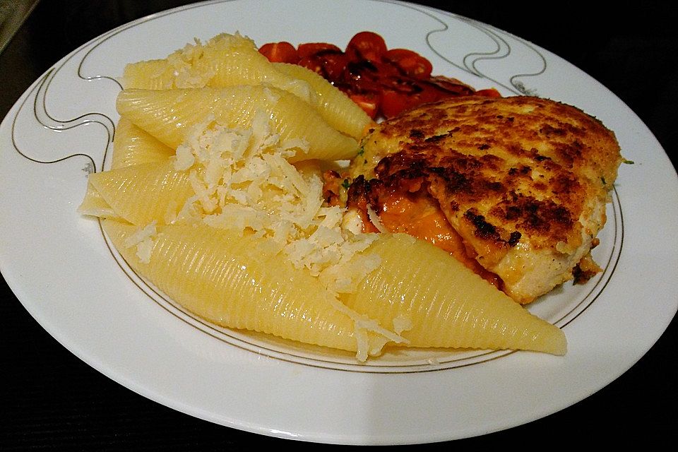 Pestoschnitzel mit Schinken und Mozzarella