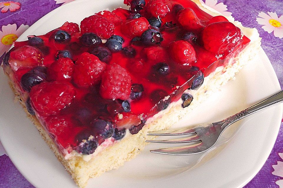 Schneller Sommerkuchen bzw. Beerenkuchen