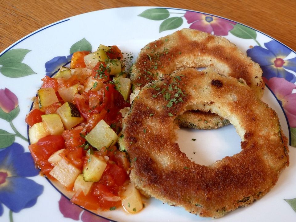 Zucchinischnitzel mit Tomatengemüse von silkiwilki| Chefkoch