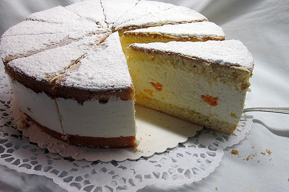 Käsesahnetorte mit Mandarinen