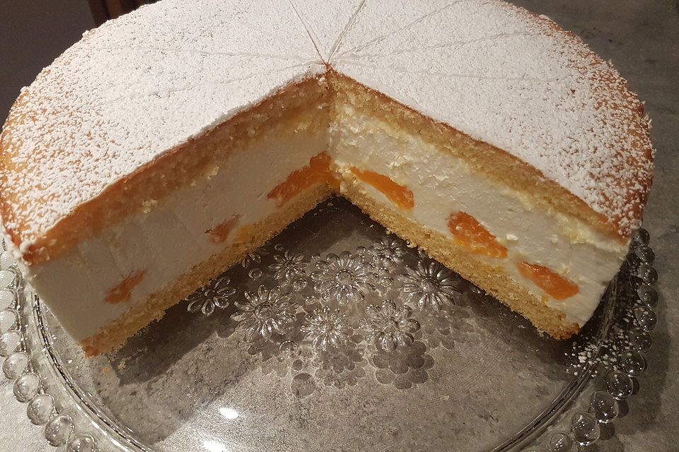 Käsesahnetorte mit Mandarinen