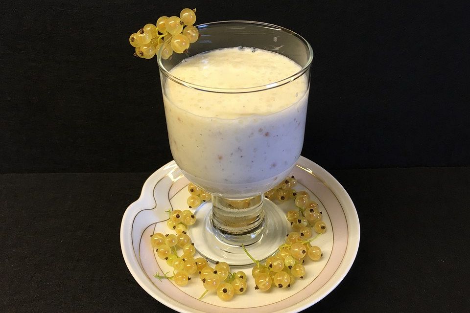 Johannisbeer-Bananen Smoothie