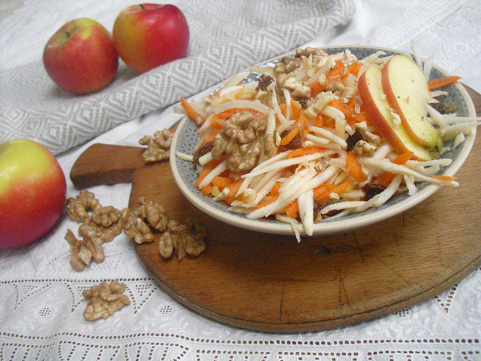 Sellerie-Möhren-Apfel Salat von binis| Chefkoch