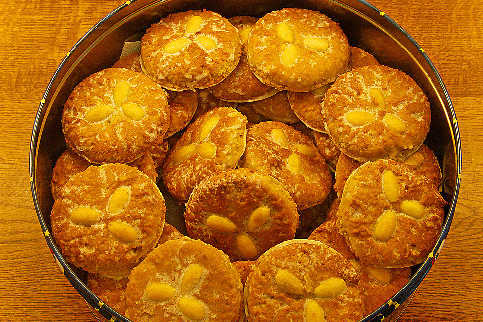 Mandel-Elisenlebkuchen Mandel-Elisenlebkuchen