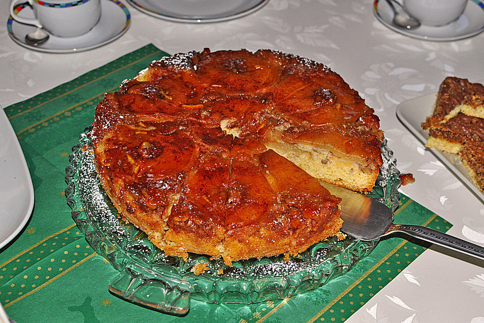 Walnuss-Apfel-Kuchen