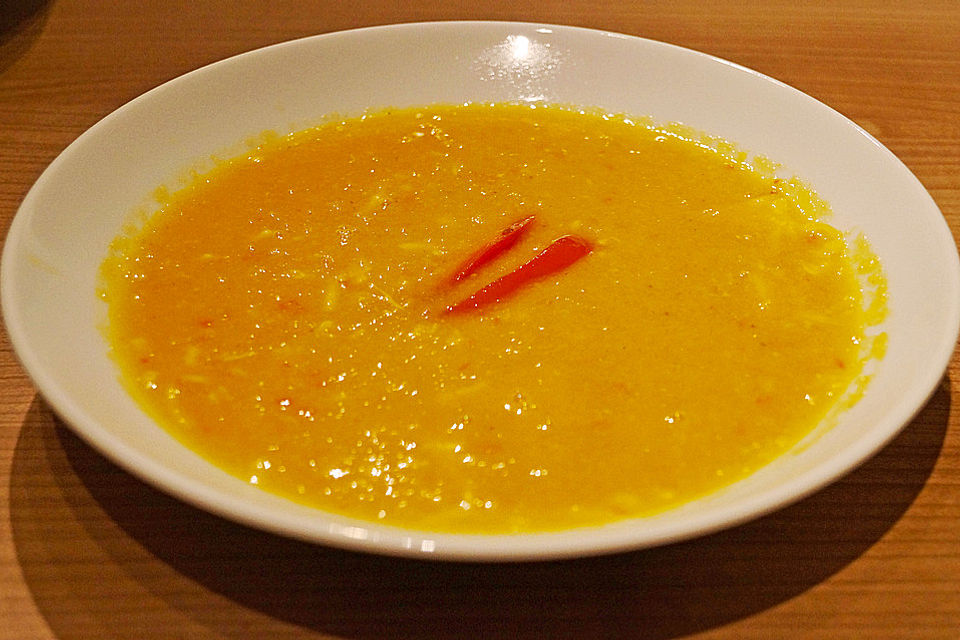 Mexikanische Chili-Käse-Mais-Suppe (scharf)