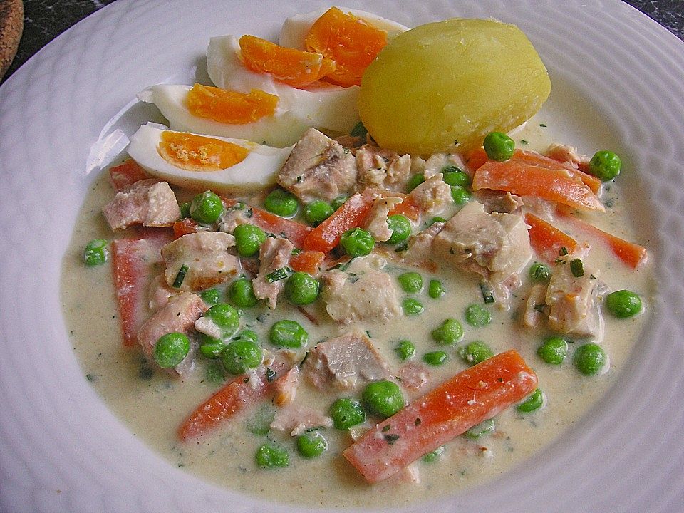 Gemüse - Ragout mit Lachs und Pellkartoffeln von pingu41269| Chefkoch