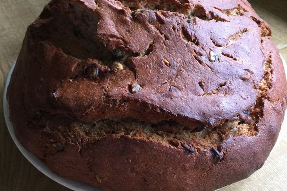 Dinkel-Vollkornbrot mit Sauerteig