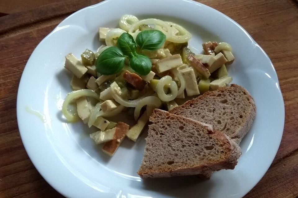 Bayrischer  "Wurst" Salat, vegan