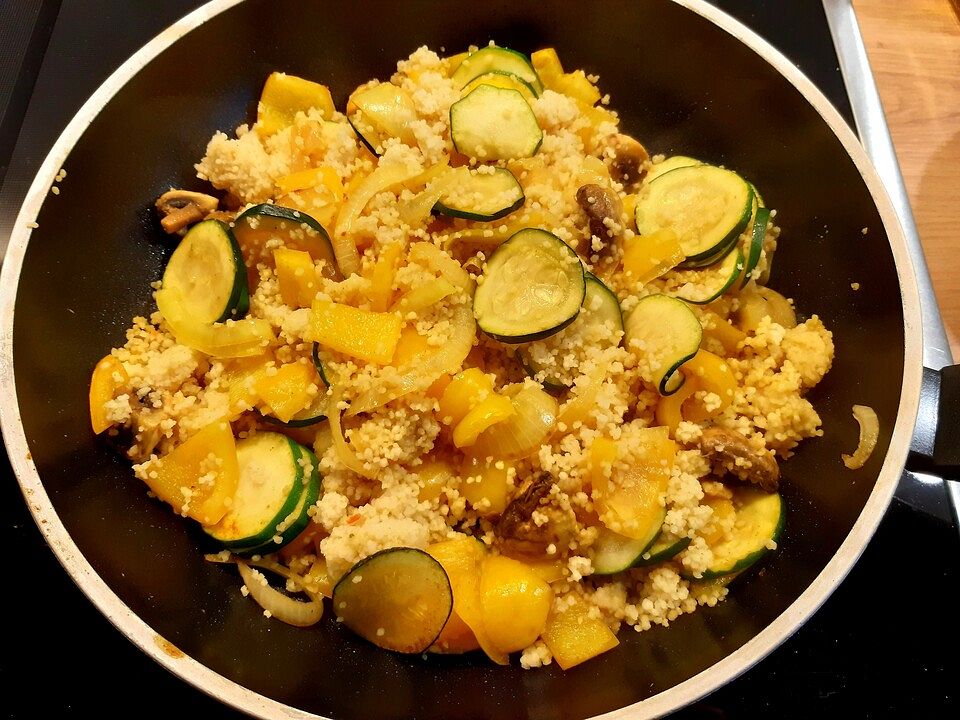 Couscous-Pfanne mit Paprika und Zucchini von domme| Chefkoch