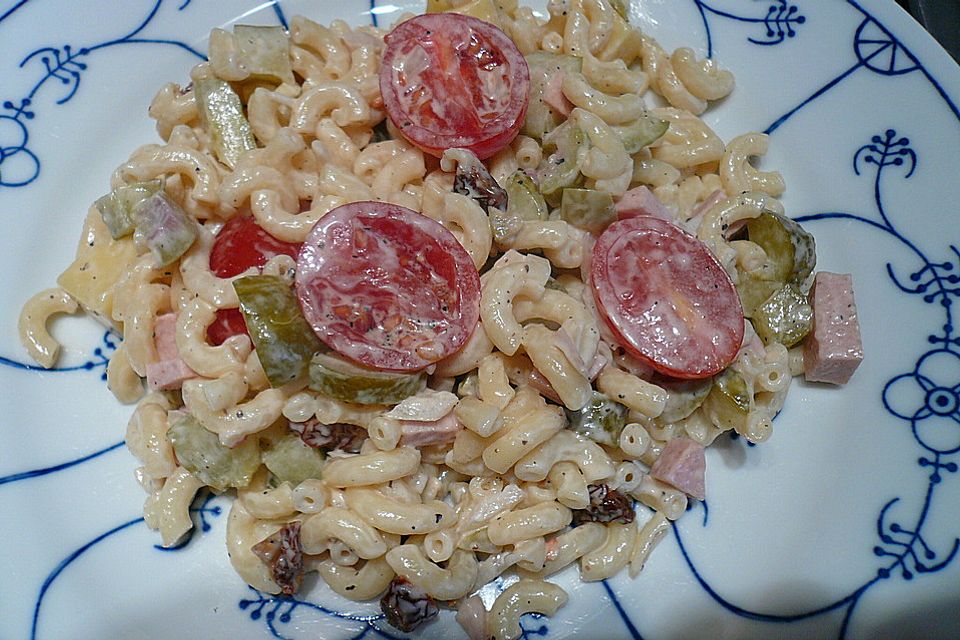 Paulines bunter Nudelsalat
