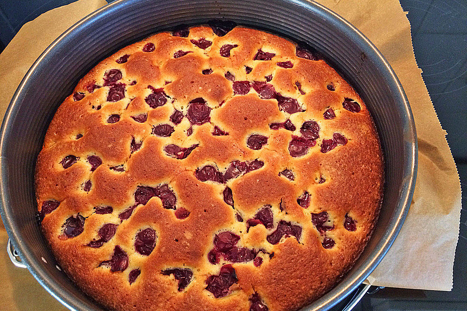 Einfacher Kirschkuchen nach dem Rezept meiner Oma