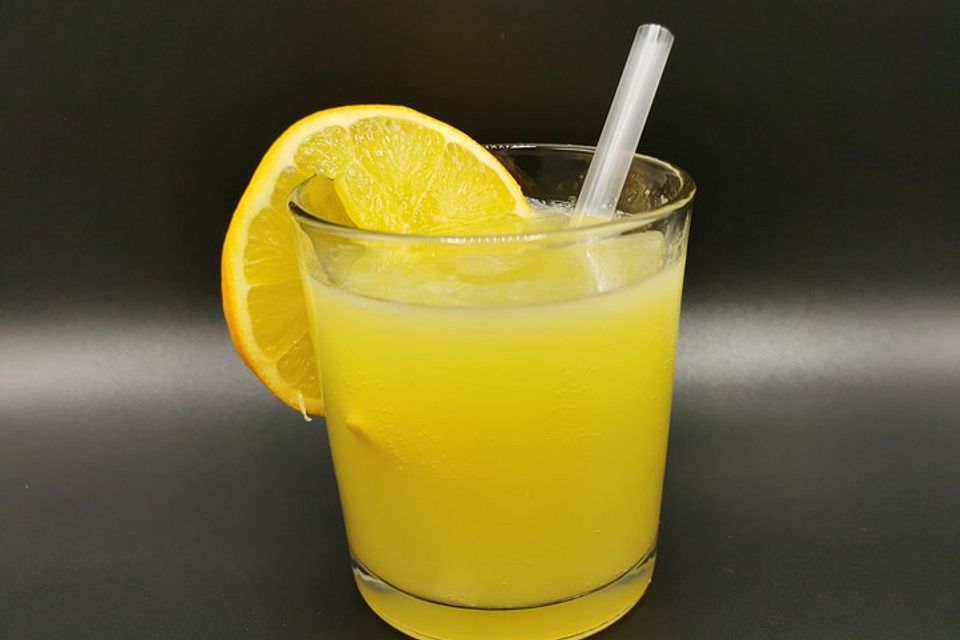 Orangen-Longdrink