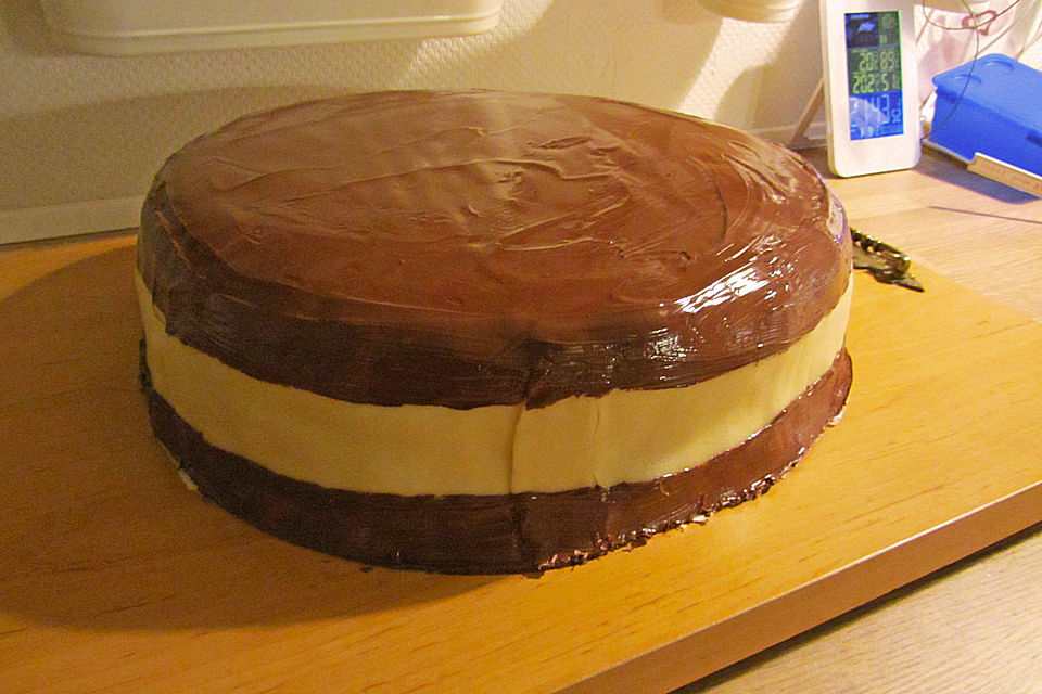 Schoko-Marzipan-Torte