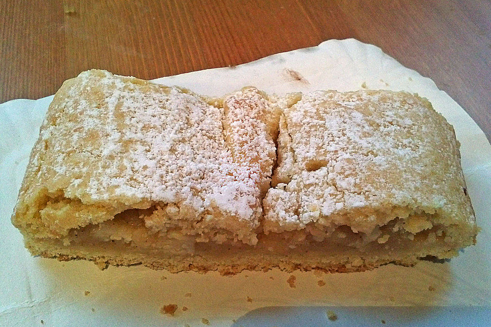 Apfelstrudel aus Mürbeteig