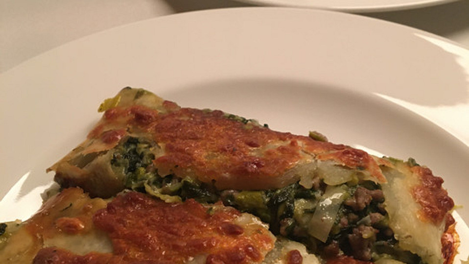 Hackfleisch-Spinat-Strudel mit Feta von ApolloMerkur