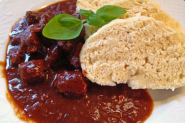 Featured image of post Steps to Prepare Böhmische Knödel Gulasch