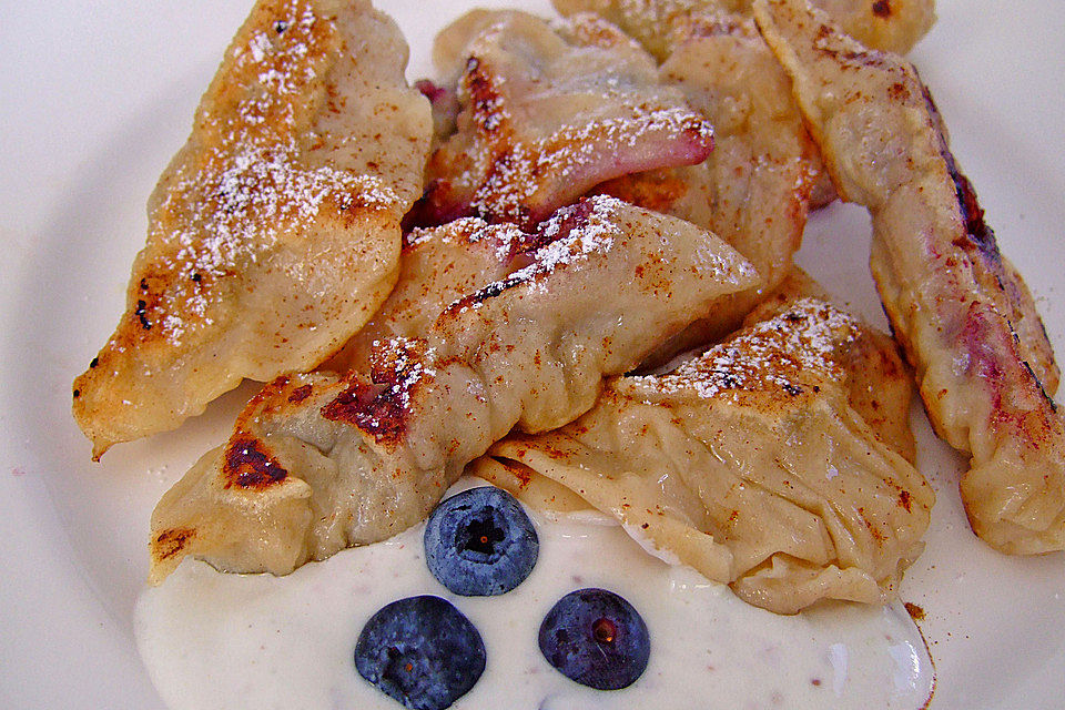 Litauische Blaubeermaultaschen