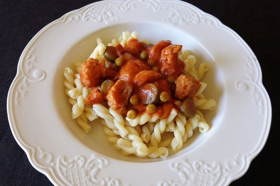 Veganes Rahmgulasch mit Sojawürfeln