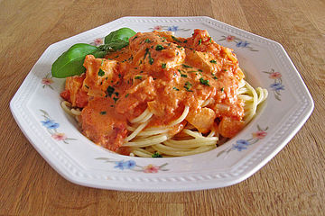 Spaghetti Mit Lachs Sahne Sosse Von Der Koch Im Haus Chefkoch