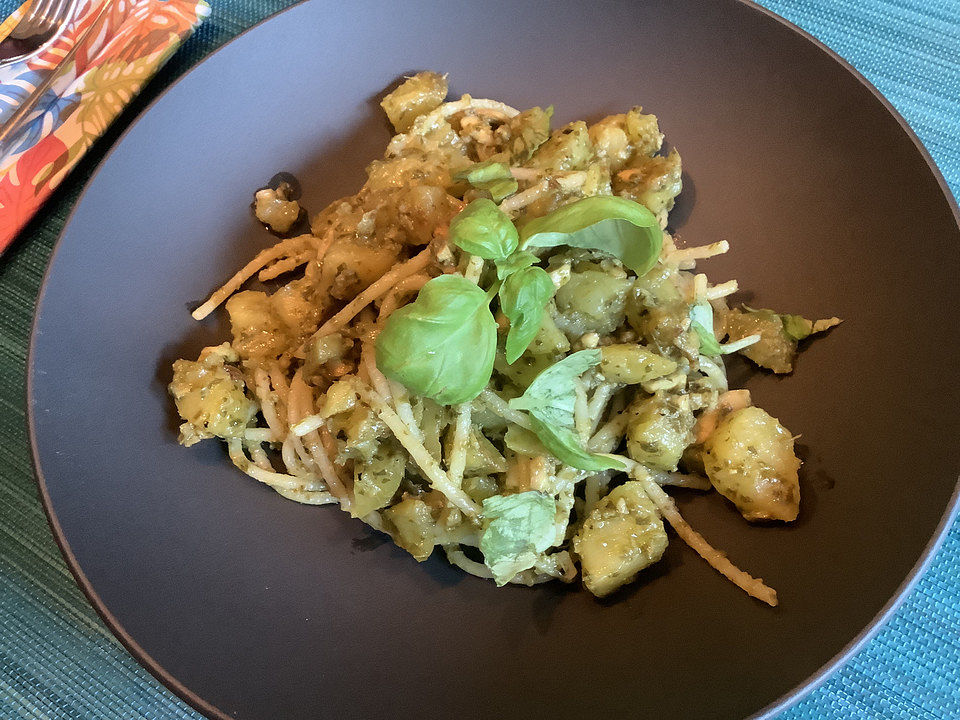 Pesto-Pasta mit Kartoffeln von mskueche| Chefkoch