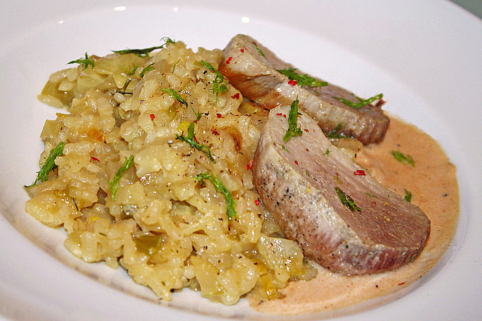 Schweinefilet auf Fenchel-Porree-Risotto