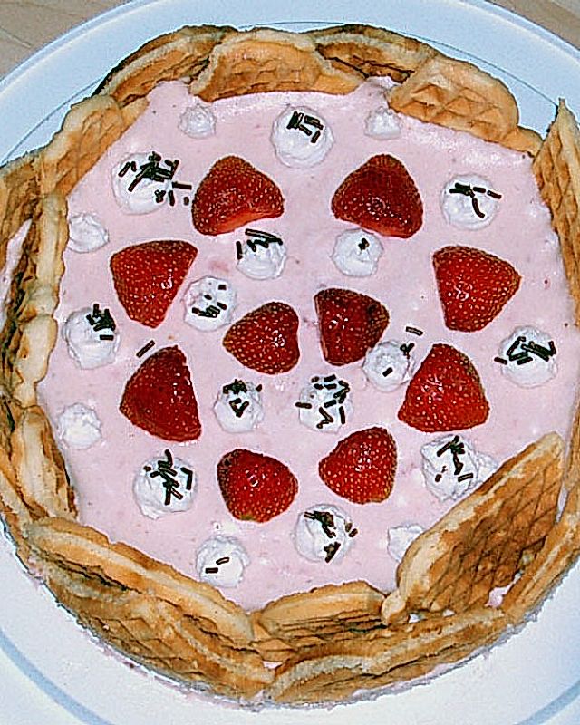 Waffel - Erdbeer - Torte