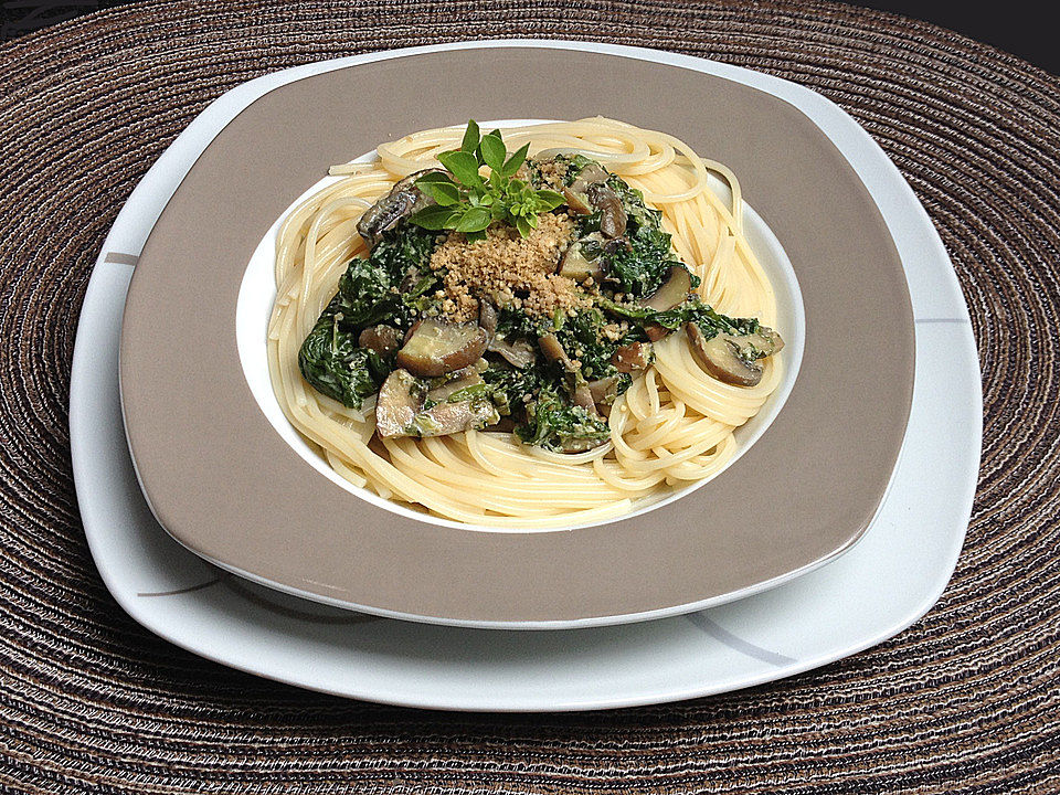 Spaghetti mit Spinat und Champignons von Sina3685| Chefkoch