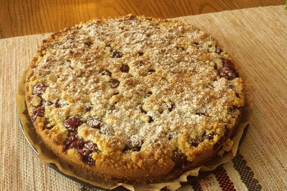 Sauerkirsch - Streusel - Kuchen