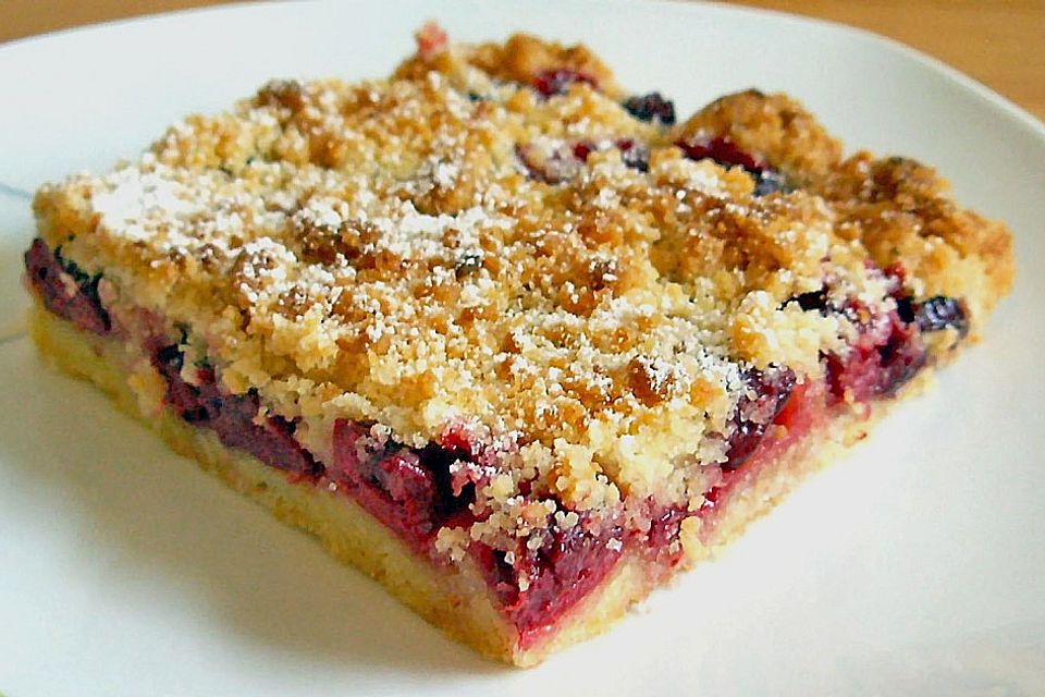 Sauerkirsch - Streusel - Kuchen