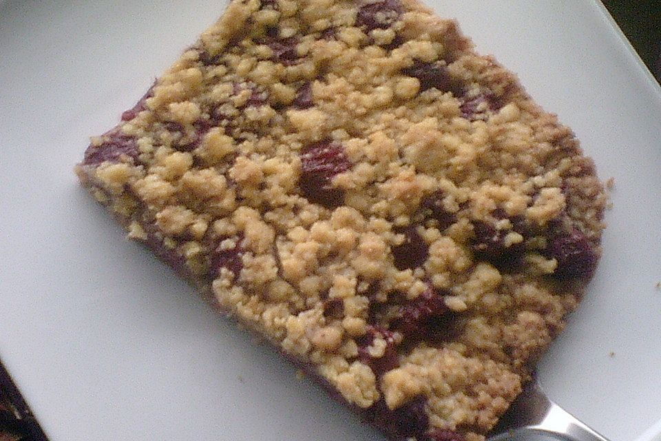 Sauerkirsch - Streusel - Kuchen